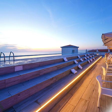 Hotiday Room Collection - Tirrenia Exterior foto
